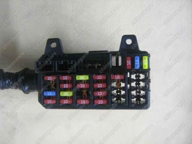 Great wall safe предохранитель печки 3722100L00 Fuse block assy no.1 Great Wall Pegasus купить
