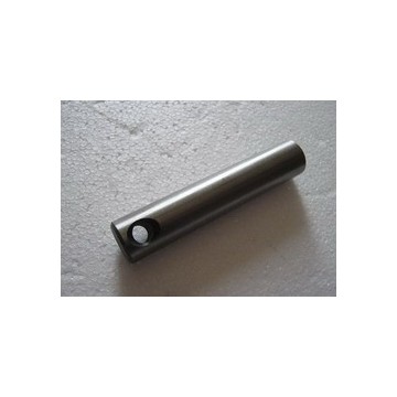 Reverse idle gear shaft BYD F0