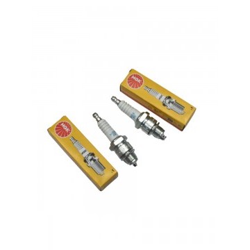 Свеча зажигания Motorcycles, Scooters, Quad, ATV, Snowmobiles, Marine, Gardening Lawn 2T BPR7HS10 2шт