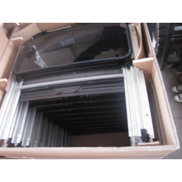 Люк в сборе Geely Emgrand EC7