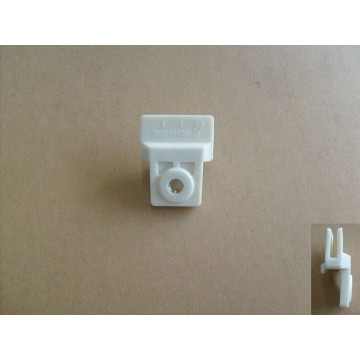 Glass brkt rr door Great Wall Hover H3