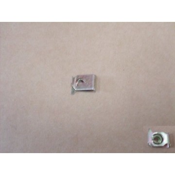 Self tapping clip-cd player Great Wall Peri