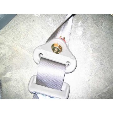 Middle anchor bolt & lock washer kit,belt webbing Great Wall Wingle